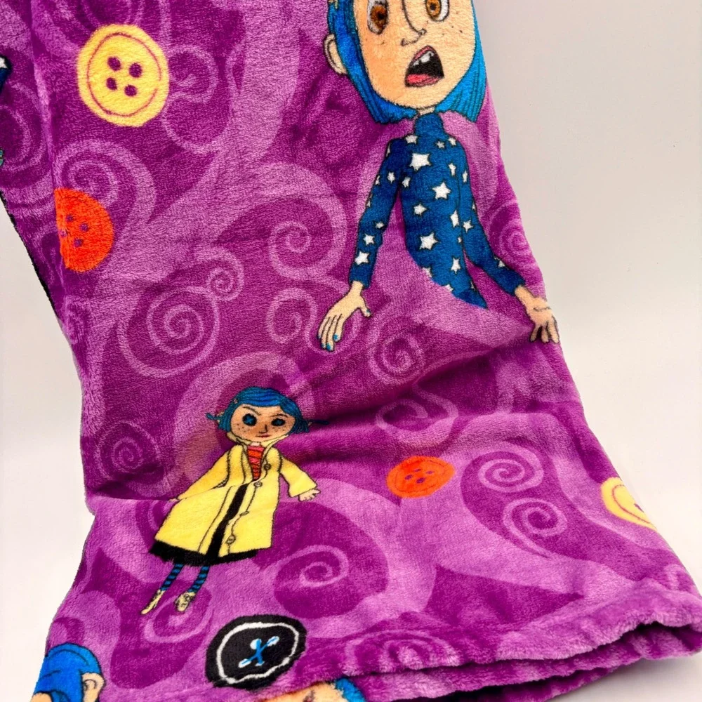 Coraline LAIKA Soft Plush Throw Blanket 50x70 Purple Halloween Print New